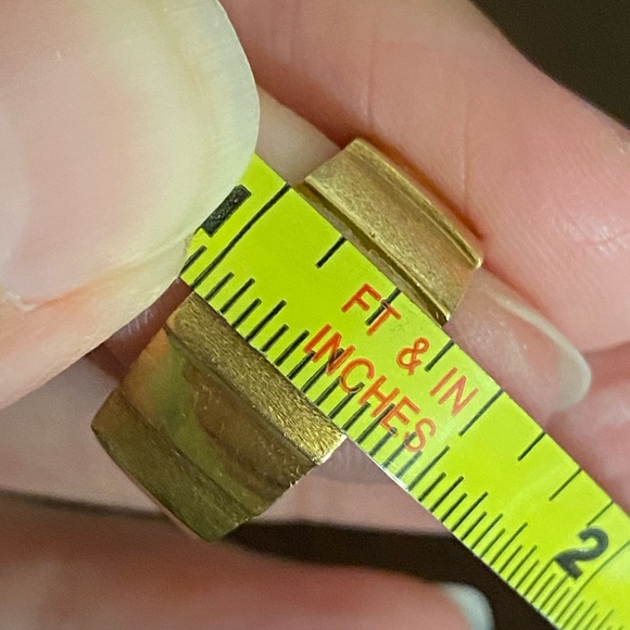 18KT Solid Yellow Gold Modern Textured Wide Heavy Band Ring Sz 5.5 - Picture 13 of 17